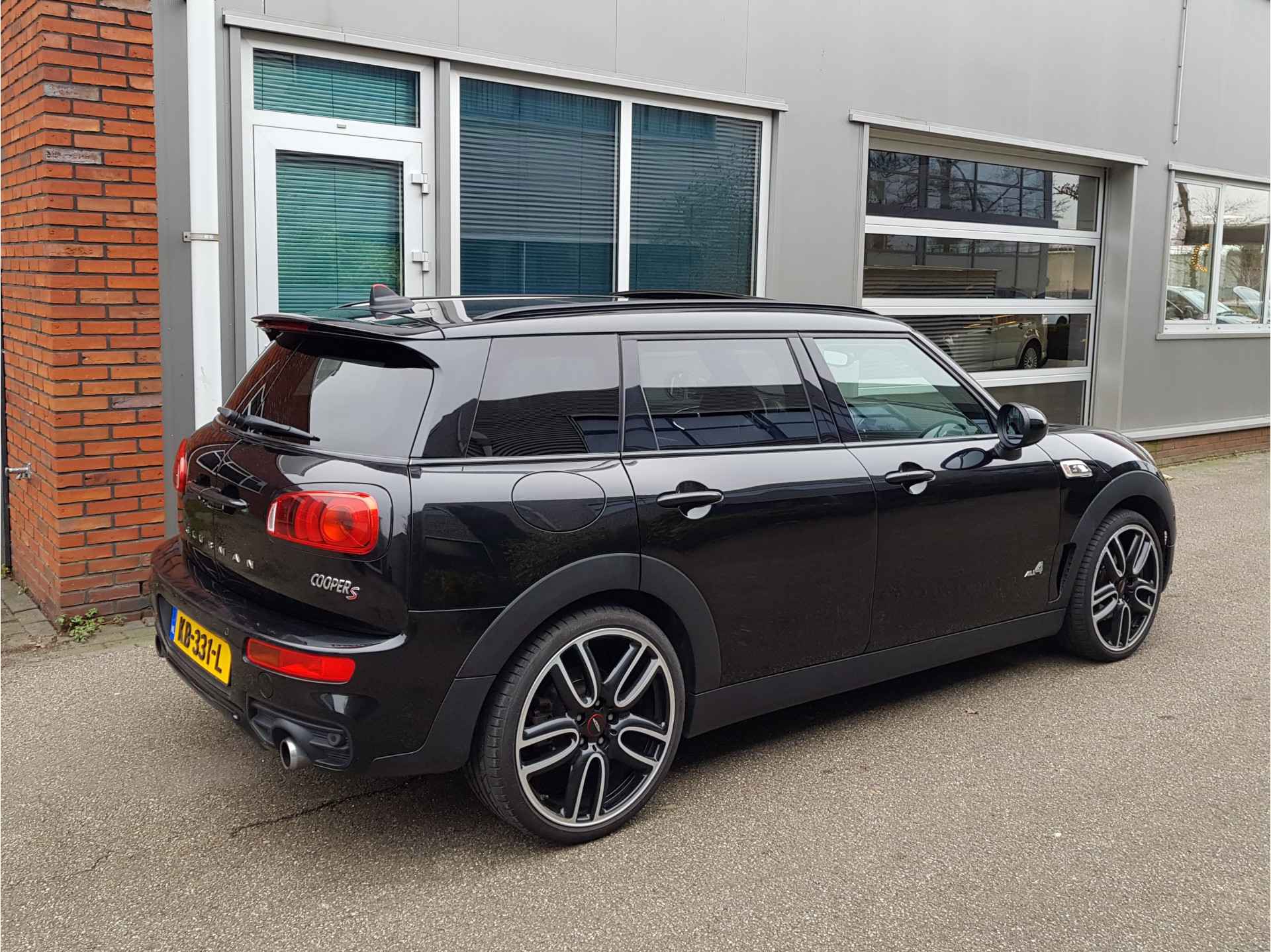 MINI Clubman