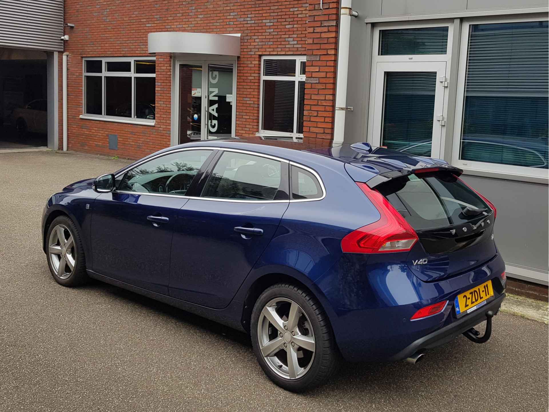 Volvo V40