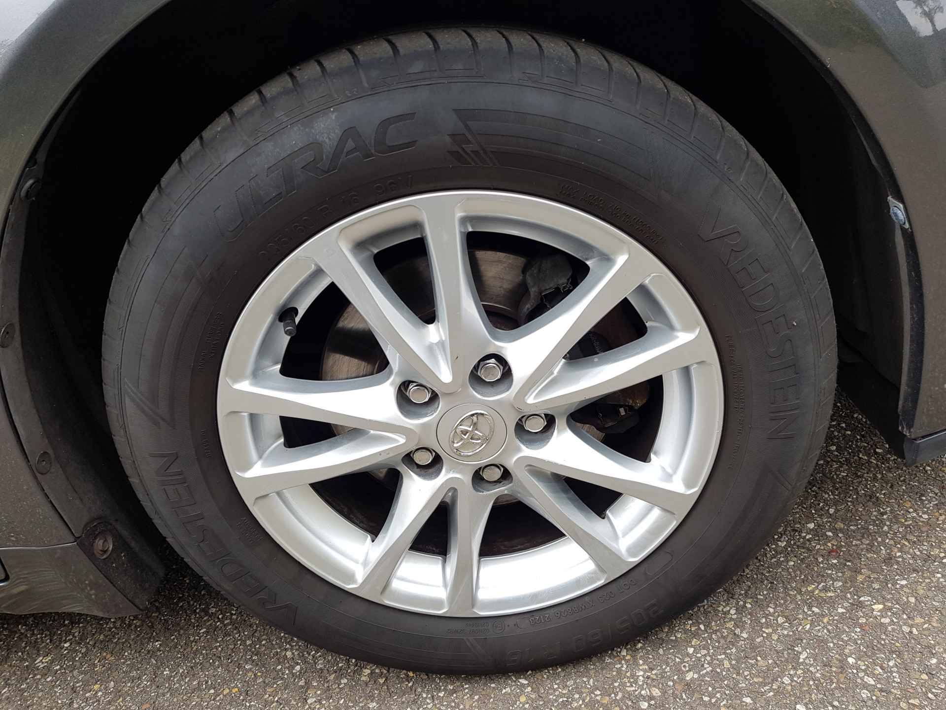 Toyota Avensis wagon