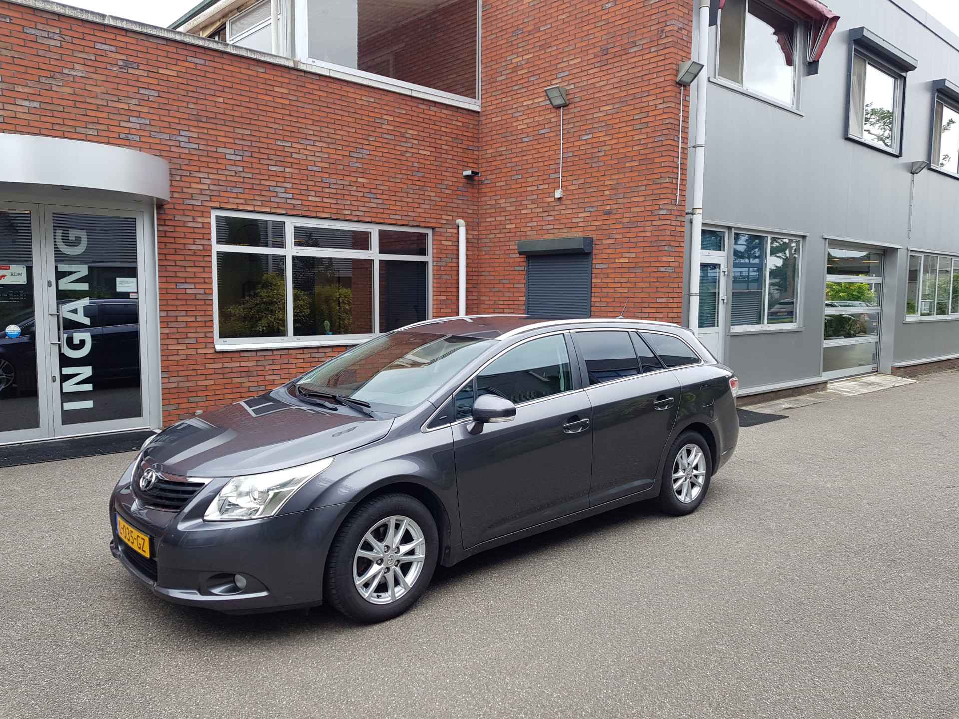 Toyota Avensis wagon