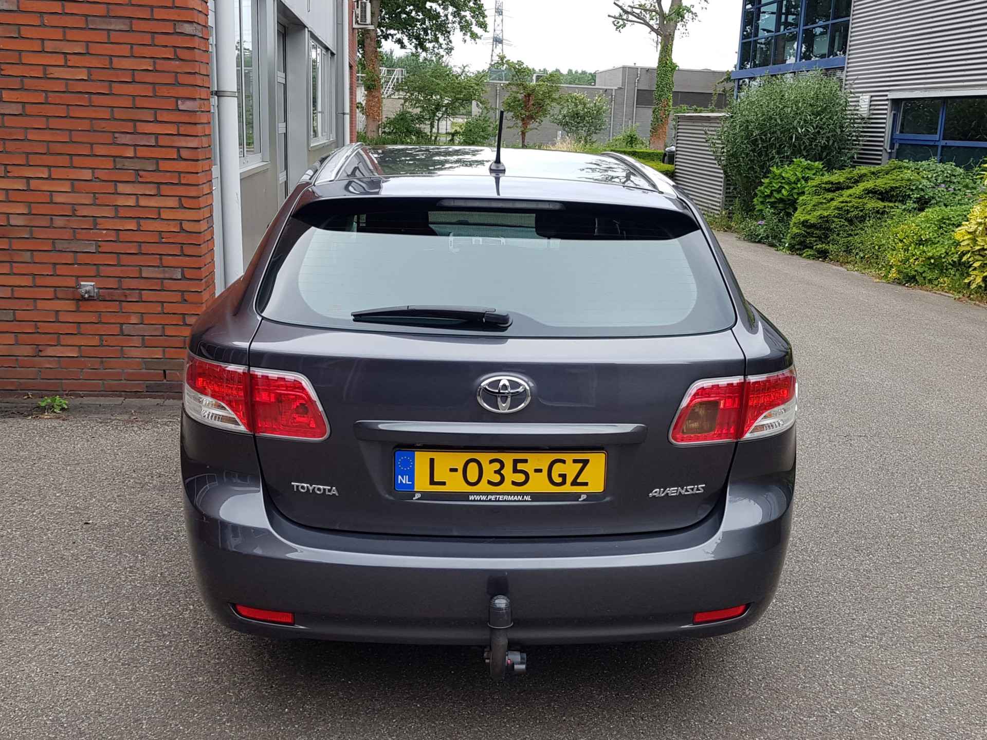 Toyota Avensis wagon