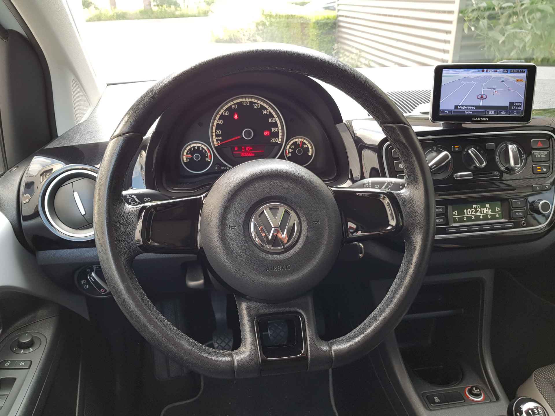 Volkswagen up!
