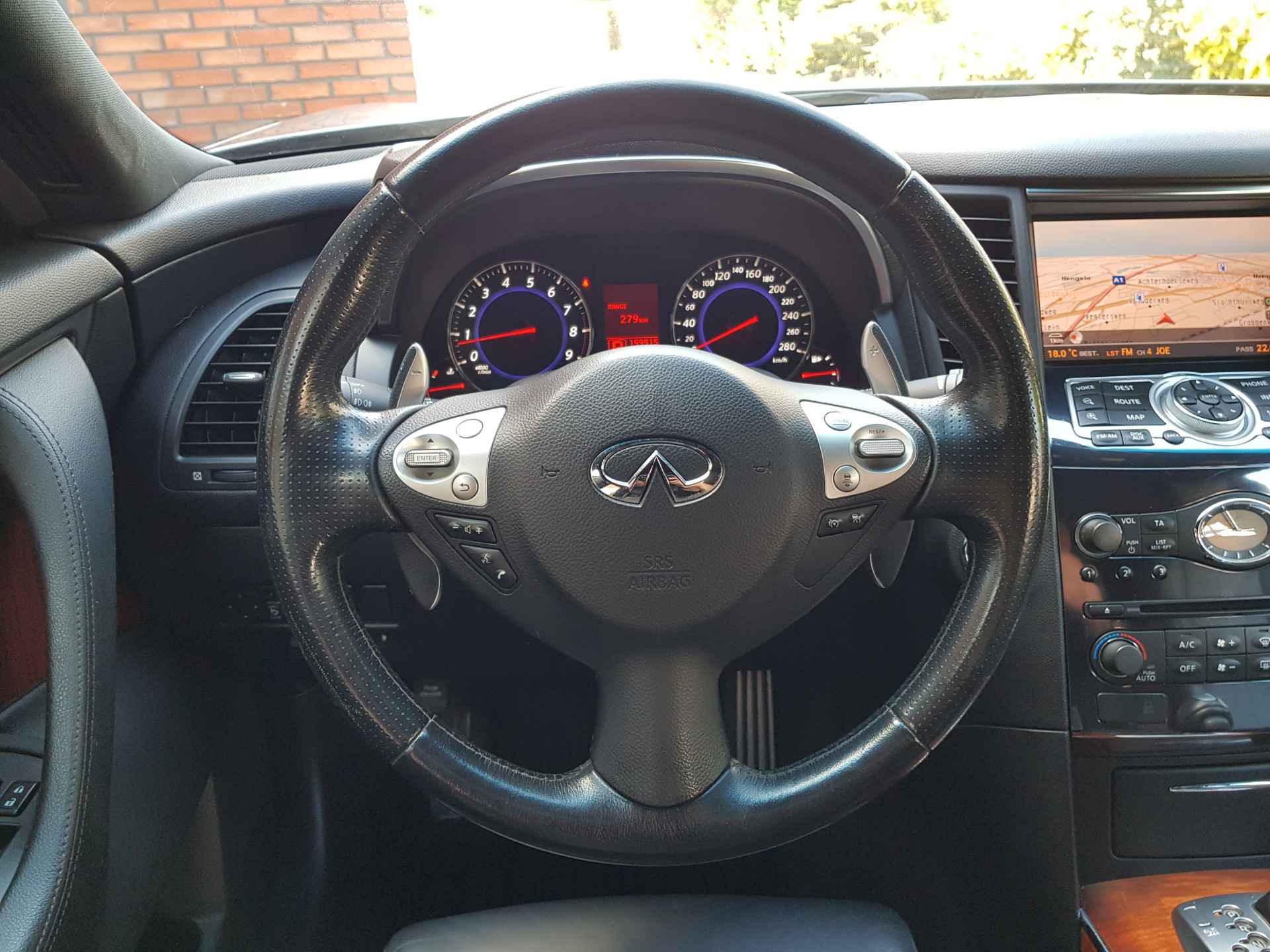 Infiniti FX